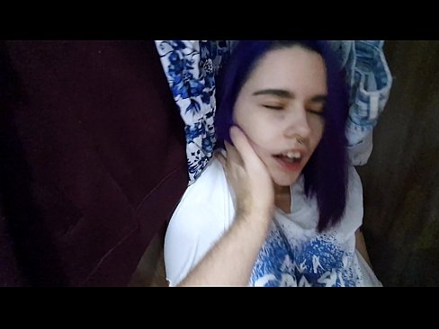 ❤️ Našao sam svoju sestru u ormaru i pomogao joj da svrši ️❌ Ključe kod nas ❌️